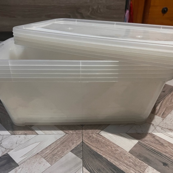 5 stackable containers - Picture 2 of 3